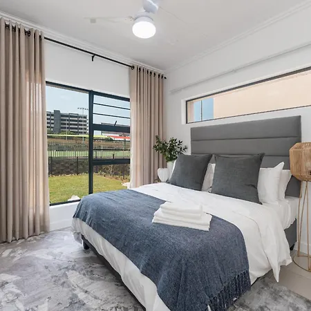 Ballito Village Luxury Apartments By Dropinn Buitenkant foto